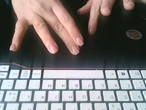 Snapshot of ITALIANASISIXX chatting on 11/24/25, 01:11 ITALIANASISIXX online show from 11/24/25, 01:11