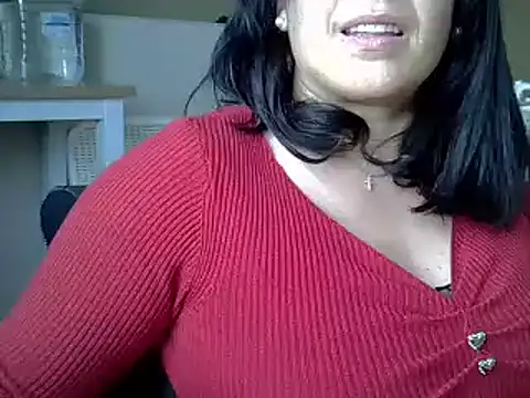 ITALIANASISIXX online show from 05/19/26, 01:28