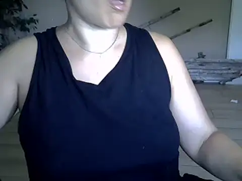 ITALIANASISIXX online show from 06/23/26, 12:47