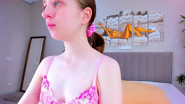 Camilla Kelly online show from 05/15/26, 11:12