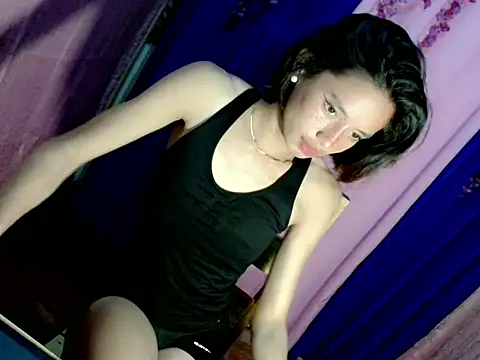 Snapshot of cyd_twink chatting on 10/10/25, 01:54 cyd twink online show from 10/10/25, 01:54