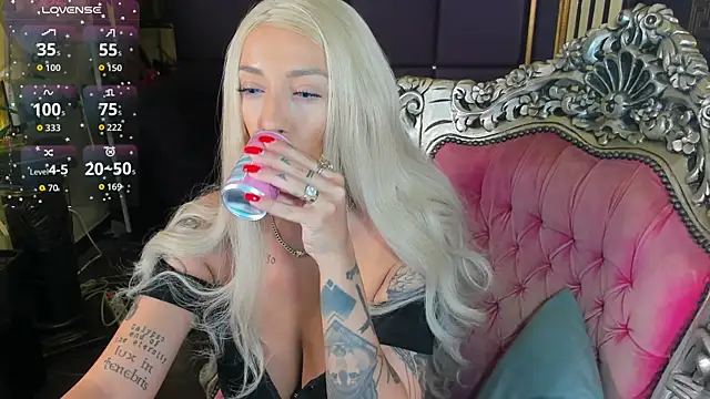 spicyxmilf online show from 06/16/26, 04:26