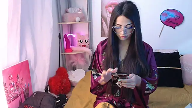 Tyna Veliksa online show from 10/28/25, 09:46