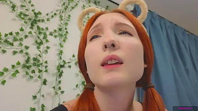 Olivia Rid  online show from 11/18/25, 08:46