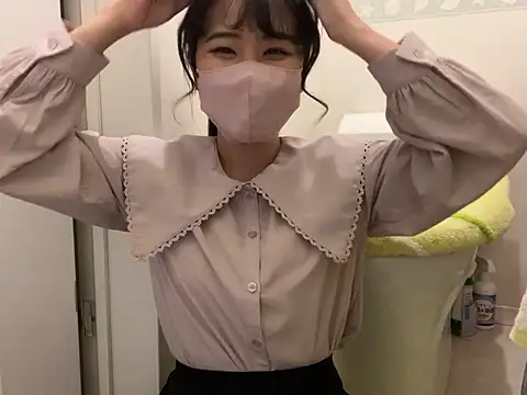 sora 033 online show from 10/15/25, 03:23