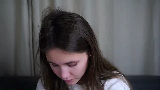 EthalFlowers online show from 11/11/25, 11:49