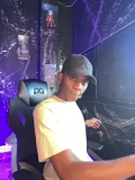 Brycce santos online show from 06/11/26, 01:42