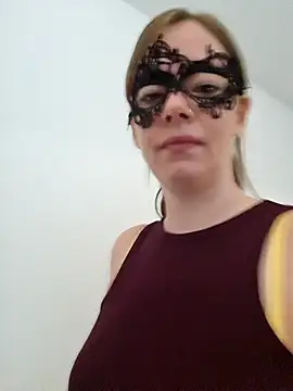 Squirtingcouple9094 online show from 10/30/25, 07:43