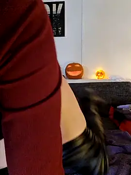 Squirtingcouple9094 online show from 10/31/25, 08:04