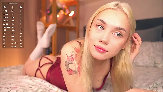 LilianBenskin online show from 11/13/25, 06:45