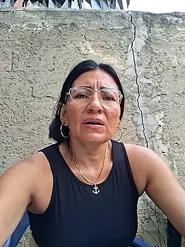 Snapshot of maturexxxnaughty chatting on 10/30/25, 12:17 maturexxxnaughty online show from 10/30/25, 12:17