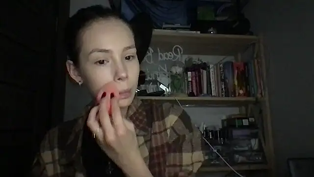 Snapshot of Yuna5343 chatting on 10/10/25, 09:14 Yuna5343 online show from 10/10/25, 09:14