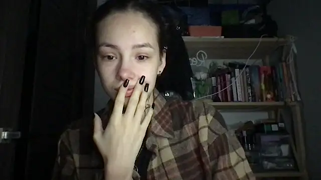 Snapshot of Yuna5343 chatting on 10/13/25, 08:53 Yuna5343 online show from 10/13/25, 08:53