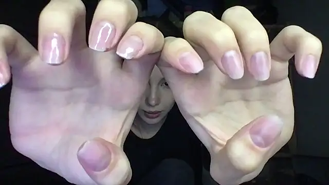 Snapshot of Yuna5343 chatting on 10/18/25, 07:14 Yuna5343 online show from 10/18/25, 07:14