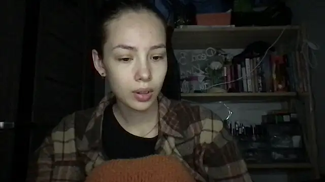 Snapshot of Yuna5343 chatting on 10/20/25, 09:59 Yuna5343 online show from 10/20/25, 09:59