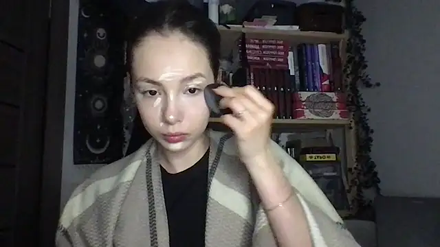 Yuna5343 online show from 05/08/26, 08:03