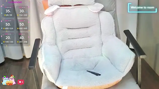 Snapshot of LINLIN-2025 chatting on 11/07/25, 02:17 LINLIN-2025 online show from 11/07/25, 02:17