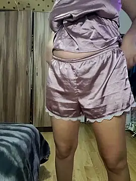 Snapshot of Alexandra23d chatting on 10/14/25, 07:36 Alexandra23d online show from 10/14/25, 07:36