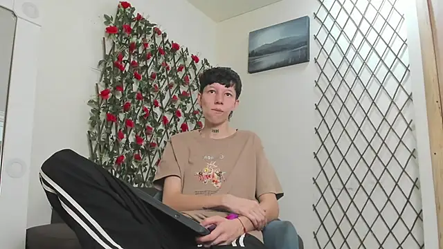 LiamBrown09 online show from 07/03/26, 06:47