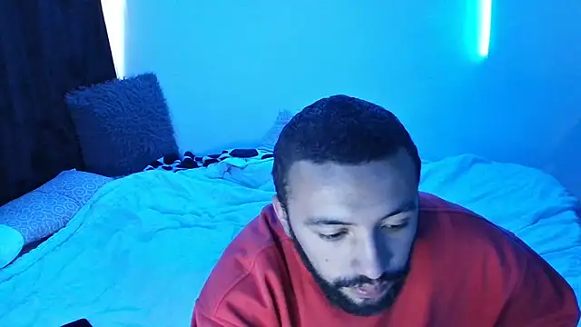 Snapshot of annaandgray chatting on 09/24/25, 04:43 annaandgray online show from 09/24/25, 04:43