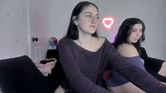 Snapshot of torithequeen chatting on 01/17/26, 03:06 torithequeen online show from 01/17/26, 03:06