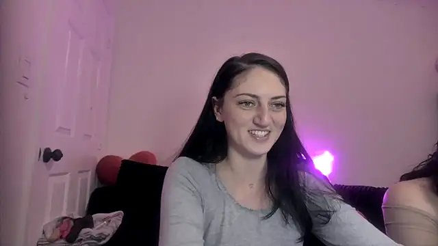 Snapshot of torithequeen chatting on 02/09/26, 02:43 torithequeen online show from 02/09/26, 02:43