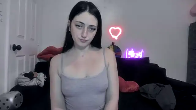 Snapshot of torithequeen chatting on 02/21/26, 02:40 torithequeen online show from 02/21/26, 02:40