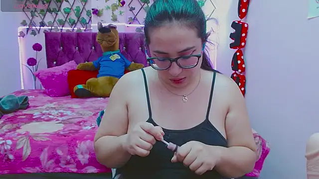 Estrella  sex online show from 09/17/25, 08:43