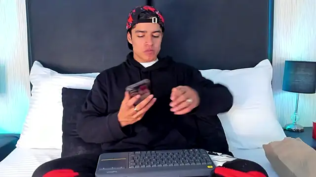 JacobBikerr online show from 09/12/25, 12:16