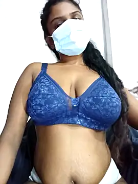Snapshot of MickMicky chatting on 02/13/26, 03:24 MickMicky online show from 02/13/26, 03:24