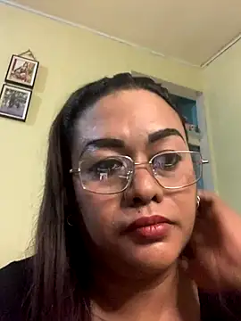 EmmaKantutera online show from 11/12/25, 03:56