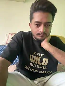 Snapshot of seenu2101 chatting on 04/28/26, 02:27 seenu2101 online show from 04/28/26, 02:27