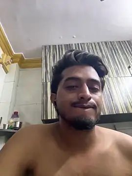 Snapshot of seenu2101 chatting on 05/15/26, 01:56 seenu2101 online show from 05/15/26, 01:56