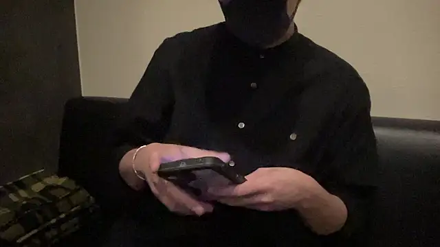 ko-ki012 online show from 10/30/25, 04:08