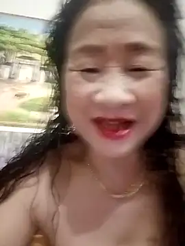 Snapshot of hang_sex chatting on 11/07/25, 12:16 hang sex online show from 11/07/25, 12:16