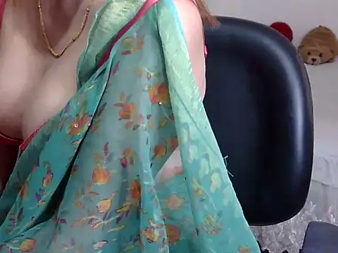 Snapshot of rekha_1508 chatting on 03/03/26, 02:18 rekha 1508 online show from 03/03/26, 02:18