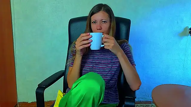 Bom Mia Bom online show from 07/09/26, 01:09