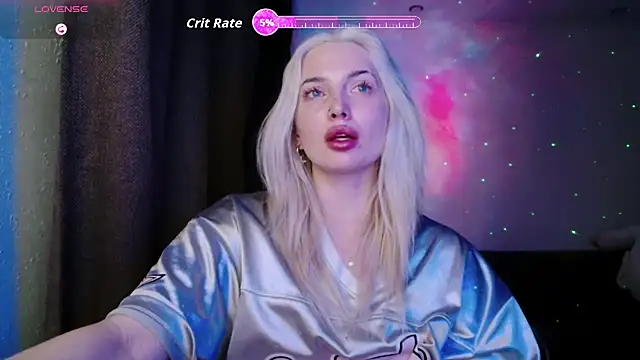 Snapshot of SpaceMarsi chatting on 10/10/25, 08:08 SpaceMarsi online show from 10/10/25, 08:08