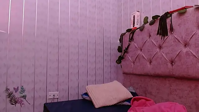 Susanahotsexxx online show from 10/09/25, 01:20