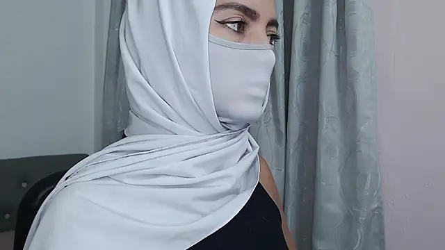 jade nassar online show from 11/24/25, 02:11