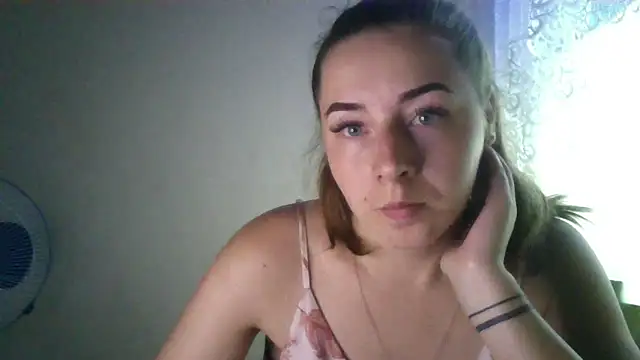 Snapshot of Kitten36 chatting on 09/10/25, 02:39 Kitten36 online show from 09/10/25, 02:39