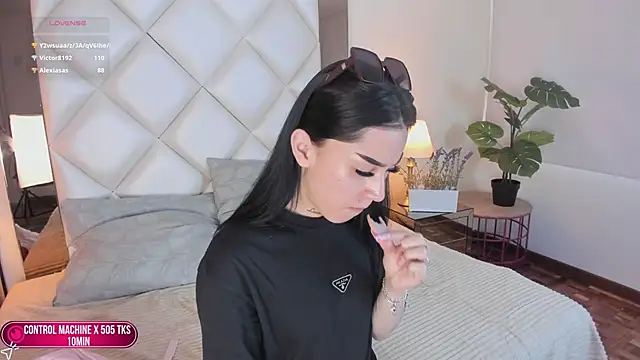 Megan DH online show from 09/18/25, 01:46