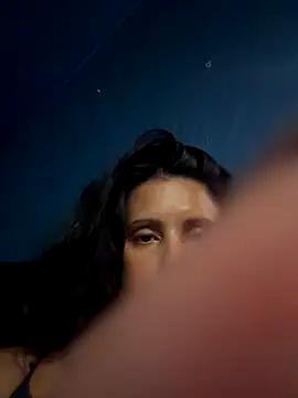 Snapshot of Angelaarayexx chatting on 10/18/25, 07:20 Angelaarayexx online show from 10/18/25, 07:20