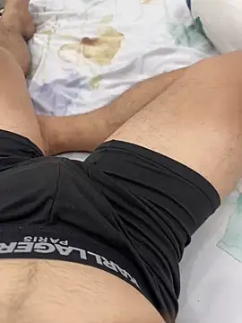 Snapshot of anhduy770 chatting on 11/05/25, 08:25 anhduy770 online show from 11/05/25, 08:25