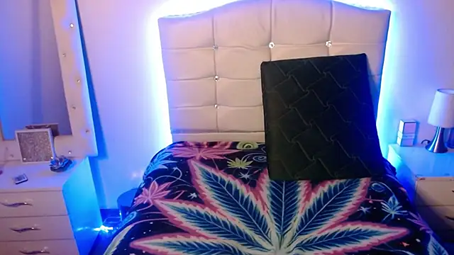 elapetitie online show from 11/15/25, 08:00