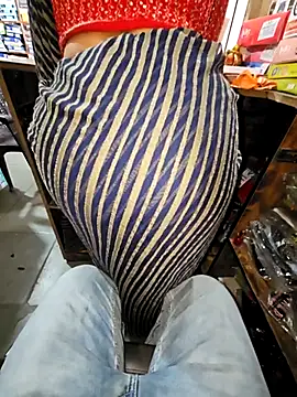 Snapshot of indianhotwife639 chatting on 01/15/26, 07:35 indianhotwife639 online show from 01/15/26, 07:35