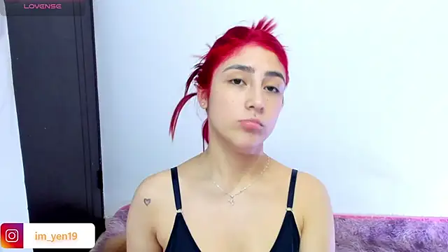 adahraa younng online show from 10/24/25, 10:39