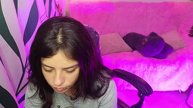 kathie lozada online show from 09/26/25, 04:49