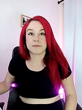 Snapshot of kim7_ chatting on 10/29/25, 03:36 kim7 online show from 10/29/25, 03:36