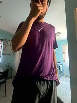 Snapshot of Alexitho25 chatting on 09/30/25, 09:09 Alexitho25 online show from 09/30/25, 09:09